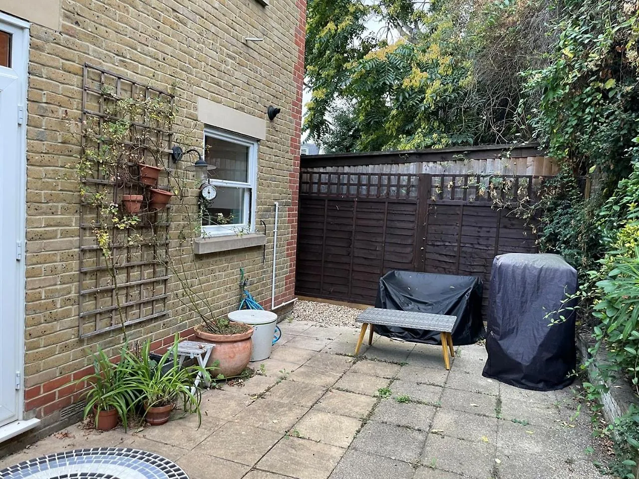 House With Private Parking Close To Borough Market & Tower Bridge! London 0*,  United Kingdom