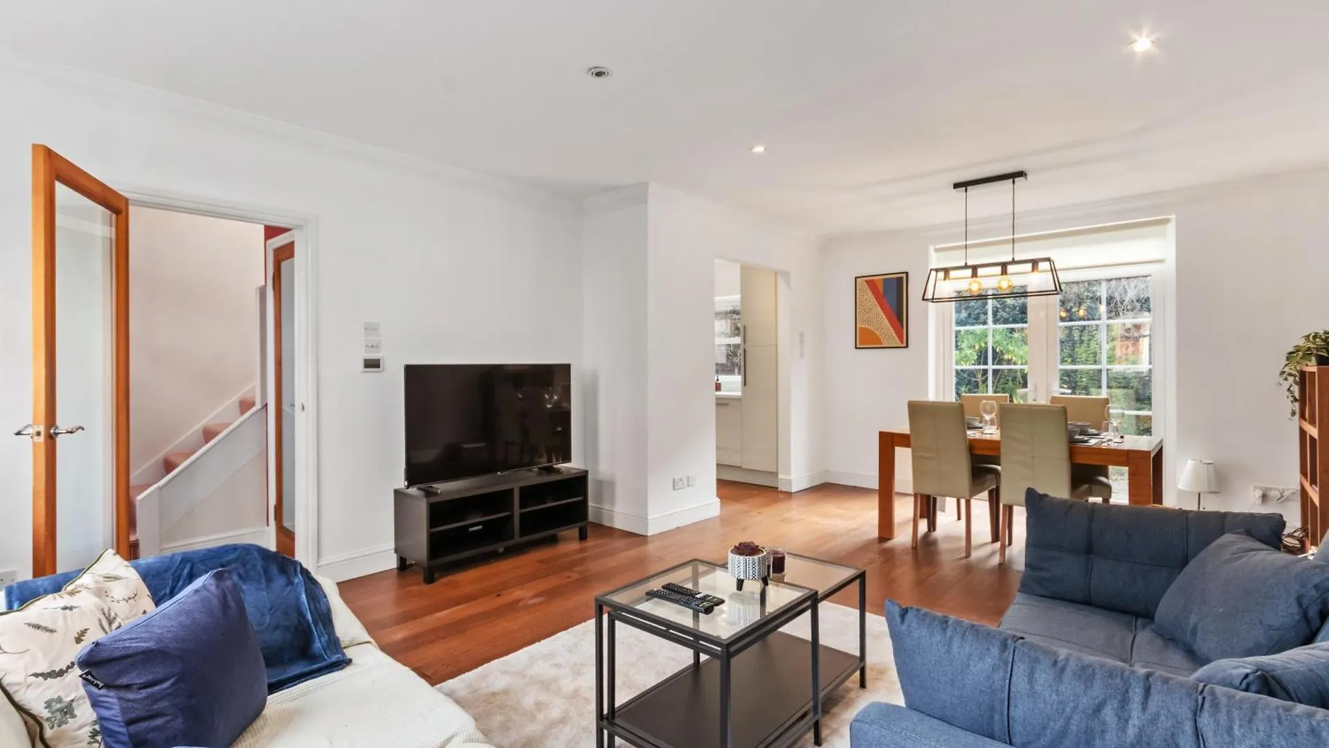 Apartment House With Private Parking Close To Borough Market & Tower Bridge! London United Kingdom